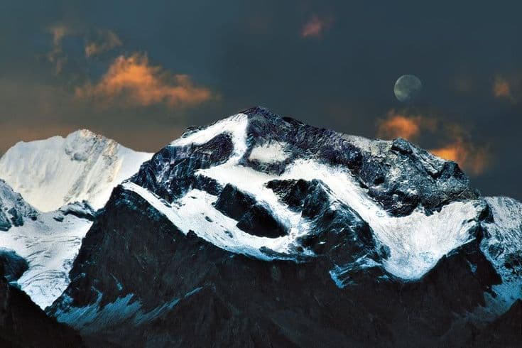 Delhi to Adi Kailash – Witness the Sacred OM